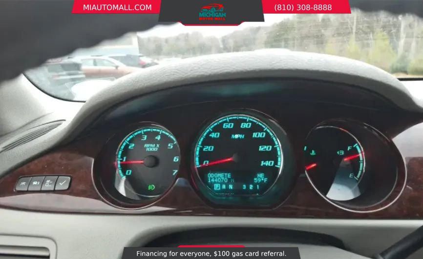 Used 2011 Buick Lucerne CXL w/ Driver Confidence Package image 7