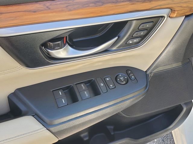 Used 2018 Honda CR-V Touring image 10