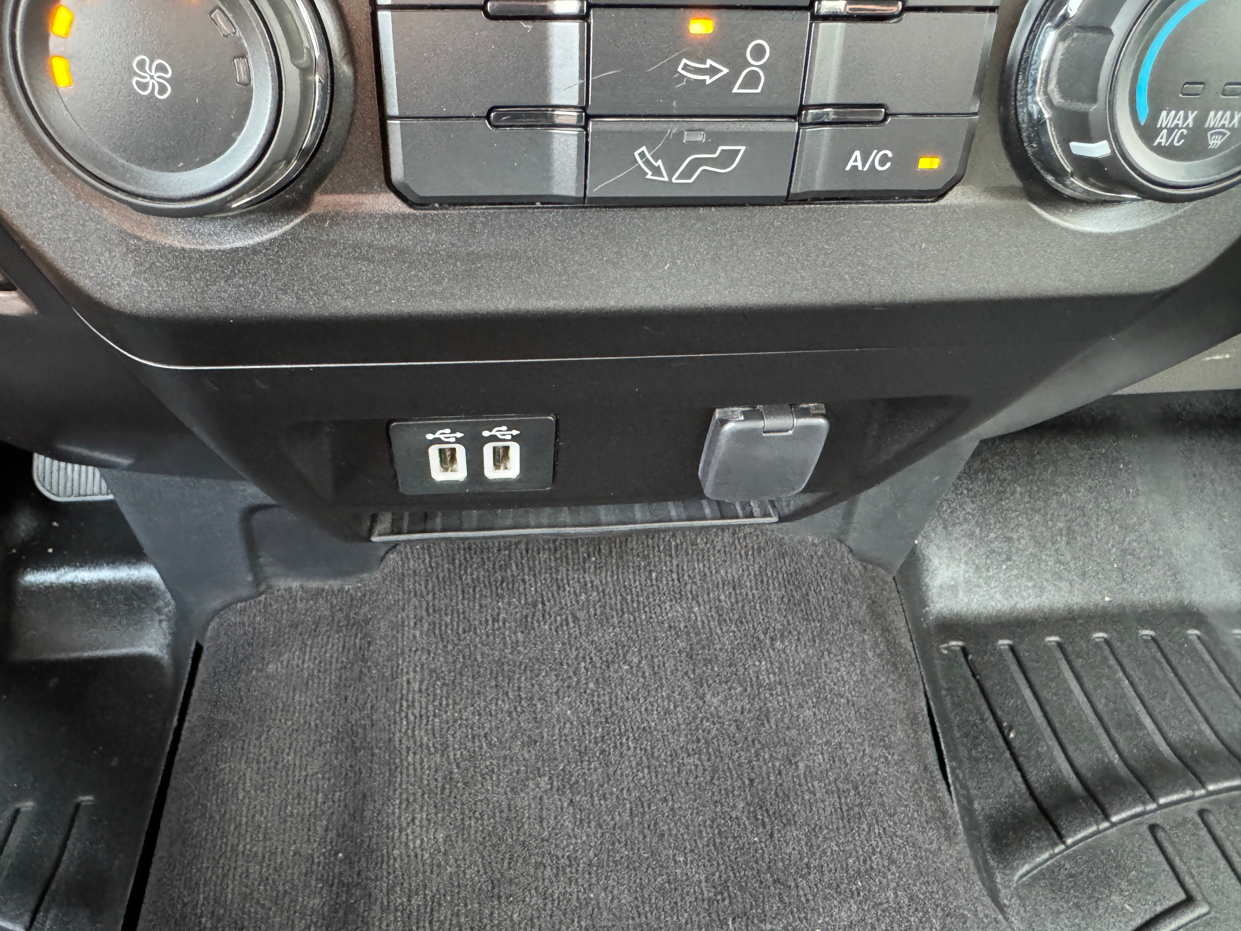 Used 2019 Ford F150 XLT w/ Trailer Tow Package AWD/4WD image 18