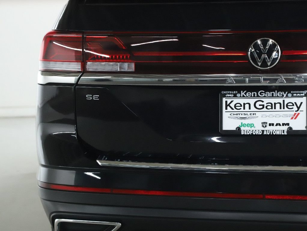 Used 2024 Volkswagen Atlas SE AWD/4WD image 44