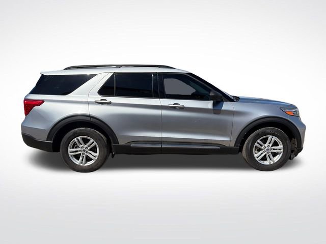 Used 2022 Ford Explorer XLT image 10