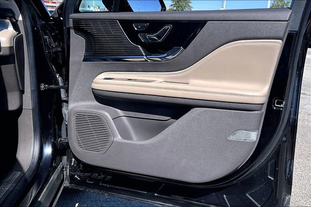 Used 2022 Lincoln Corsair FWD image 25