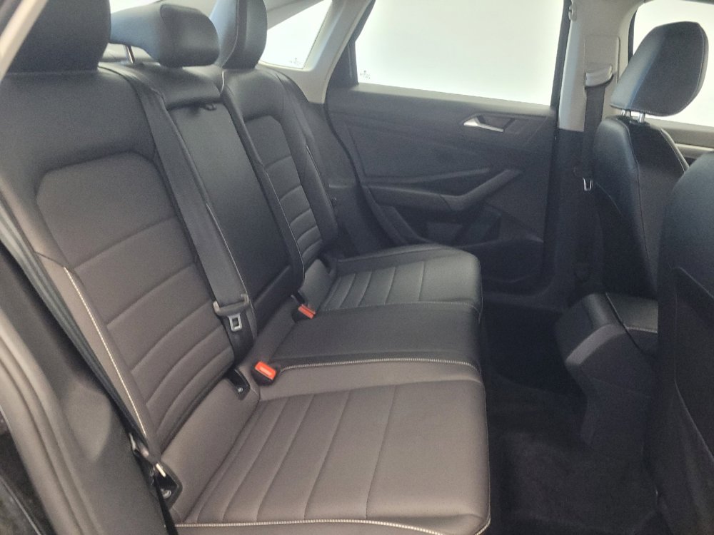 Used 2024 Volkswagen Jetta SE image 19