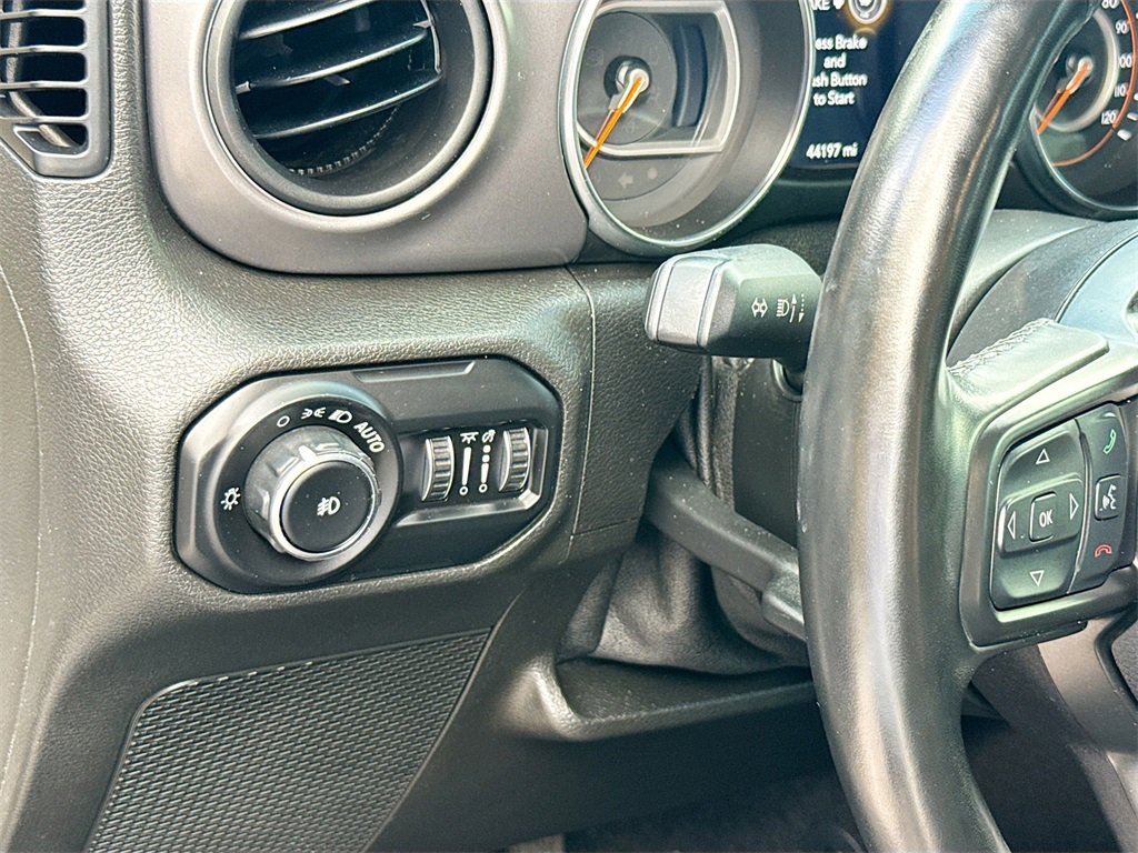 Used 2021 Jeep Wrangler Unlimited Sport image 11