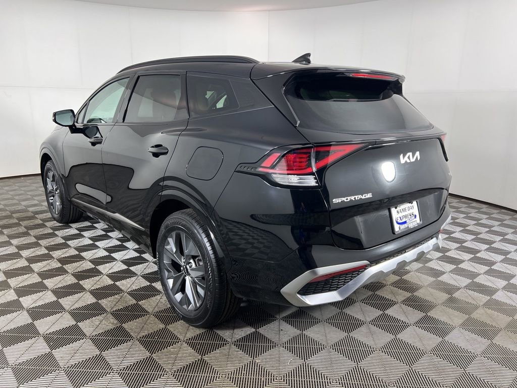 Used 2023 Kia Sportage SX image 11