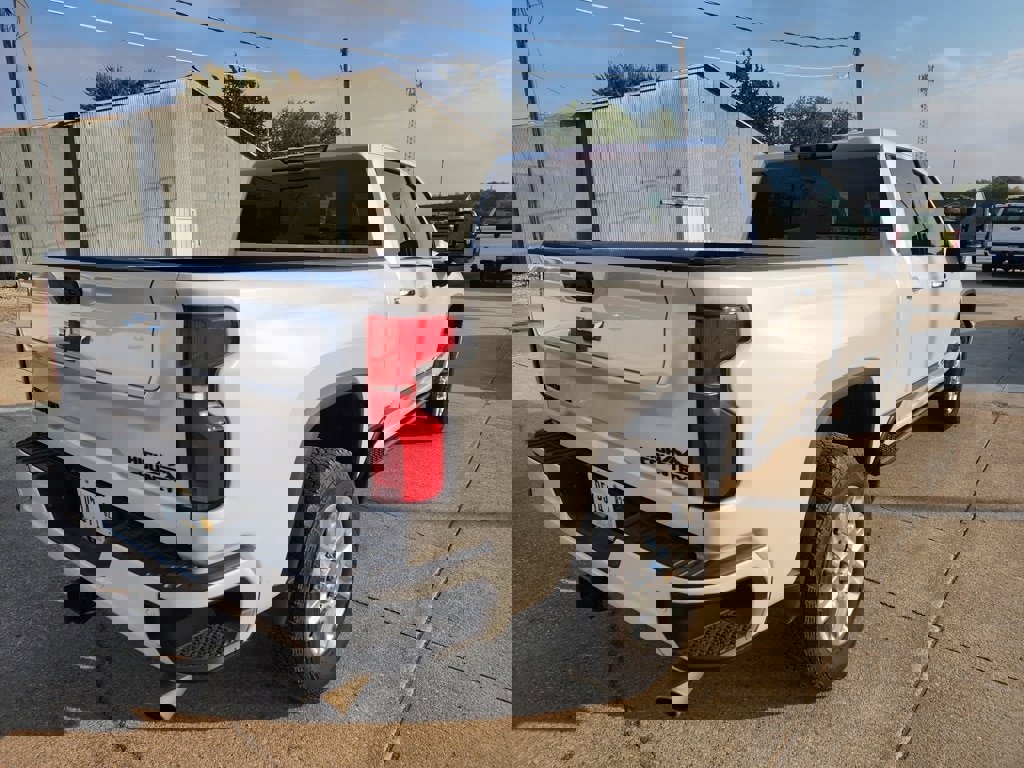 Used 2024 Chevrolet Silverado 2500 High Country w/ Technology Package image 6