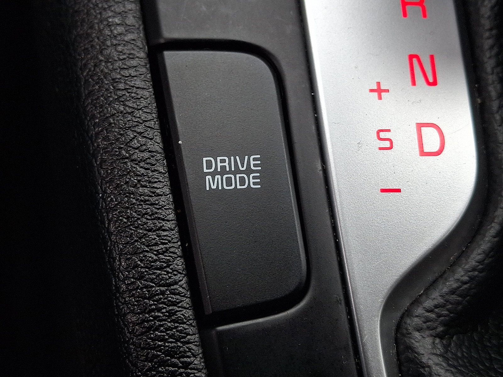 Used 2022 Kia Forte LXS image 23