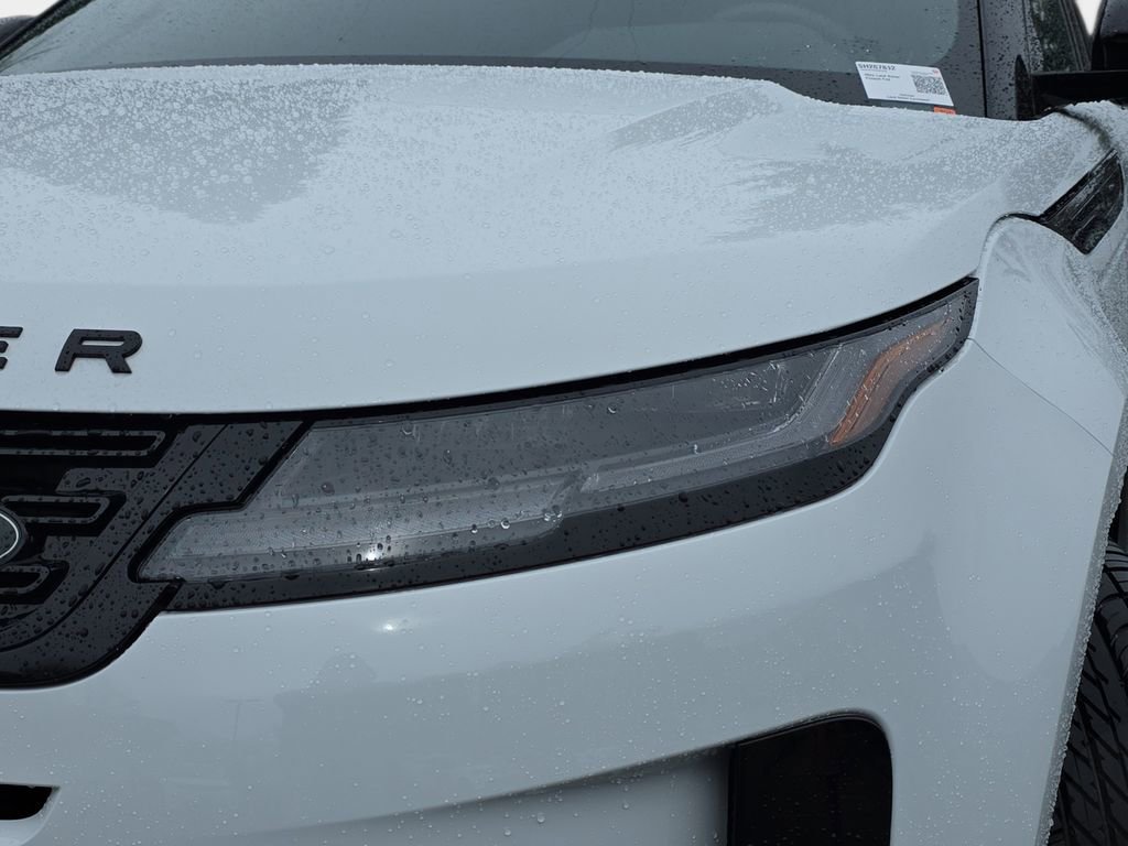 Used 2025 Land Rover Range Rover Evoque S image 36
