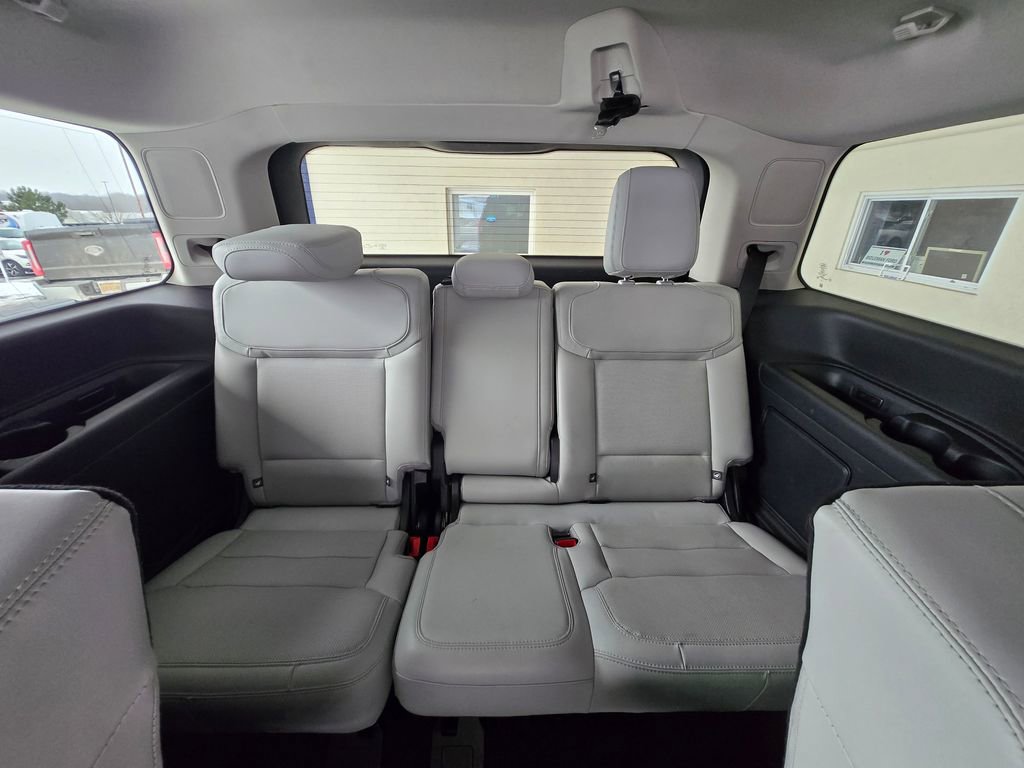Used 2025 Ford Expedition Platinum image 22