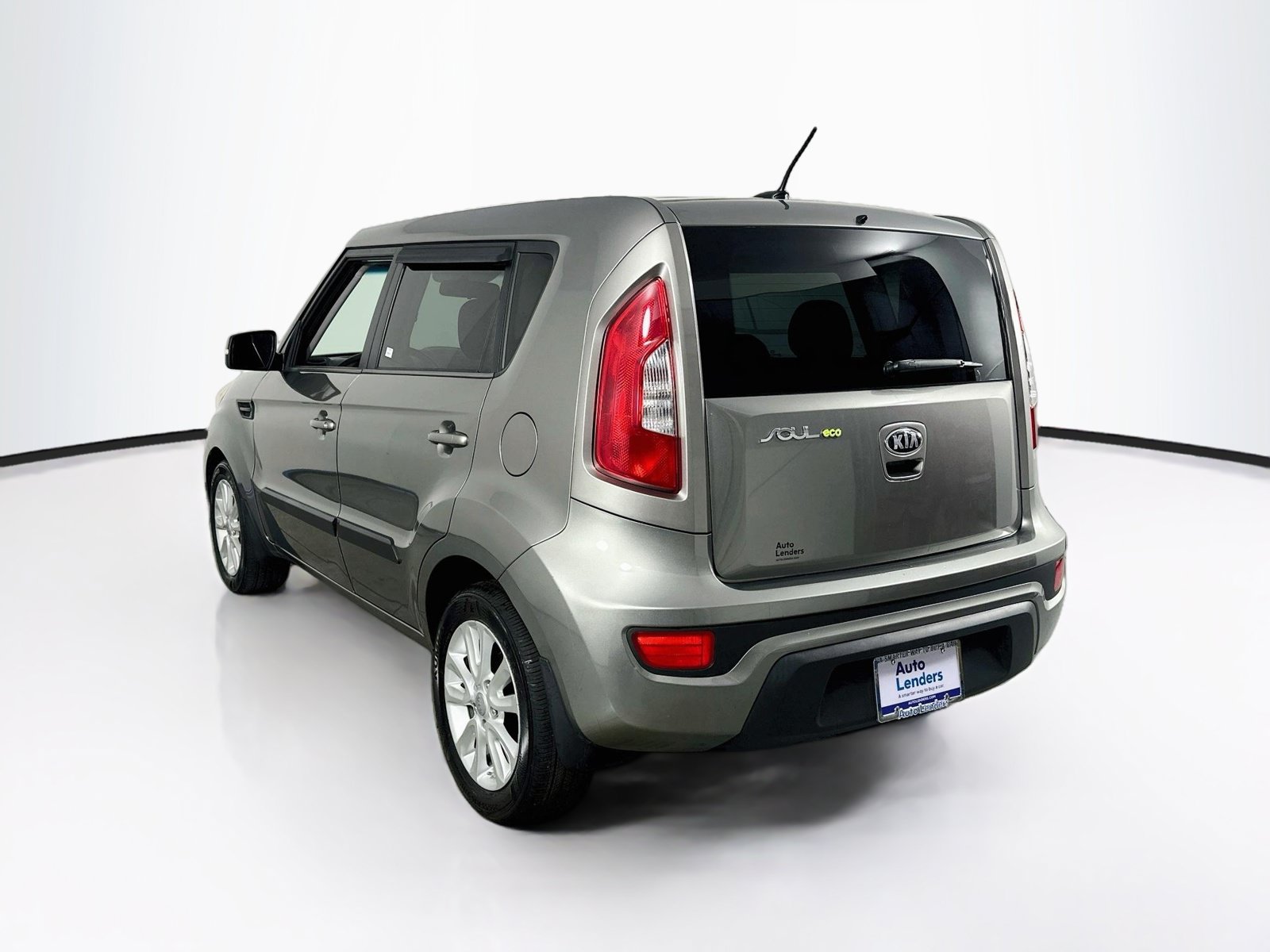 Used 2013 Kia Soul + w/ Eco Pkg FWD image 7