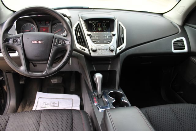 Used 2015 GMC Terrain SLE FWD image 24
