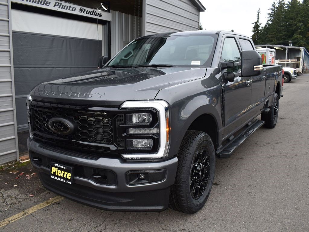 New 2026 Ford F250 4x4 Crew Cab Super Duty