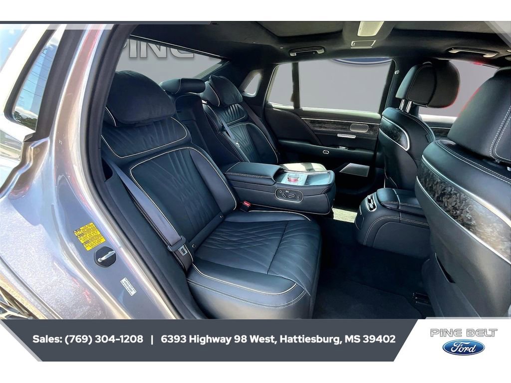 Used 2023 Genesis G90 3.5T AWD/4WD image 20