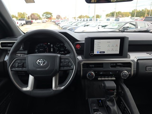 Used 2024 Toyota Tacoma TRD Off-Road image 14