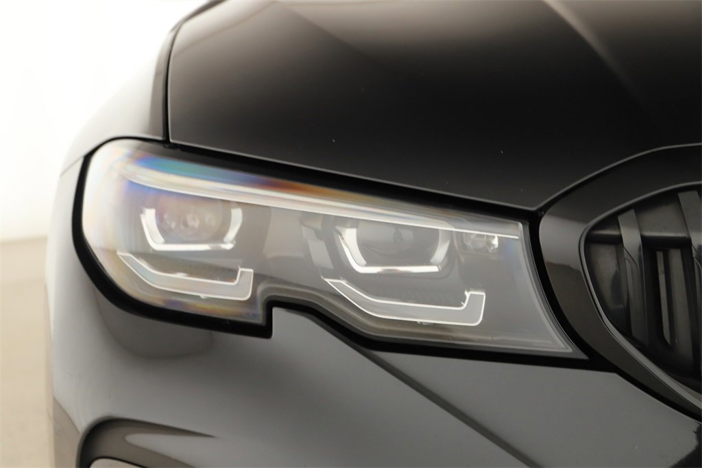 Used 2022 BMW 330e w/ M Sport Package image 34