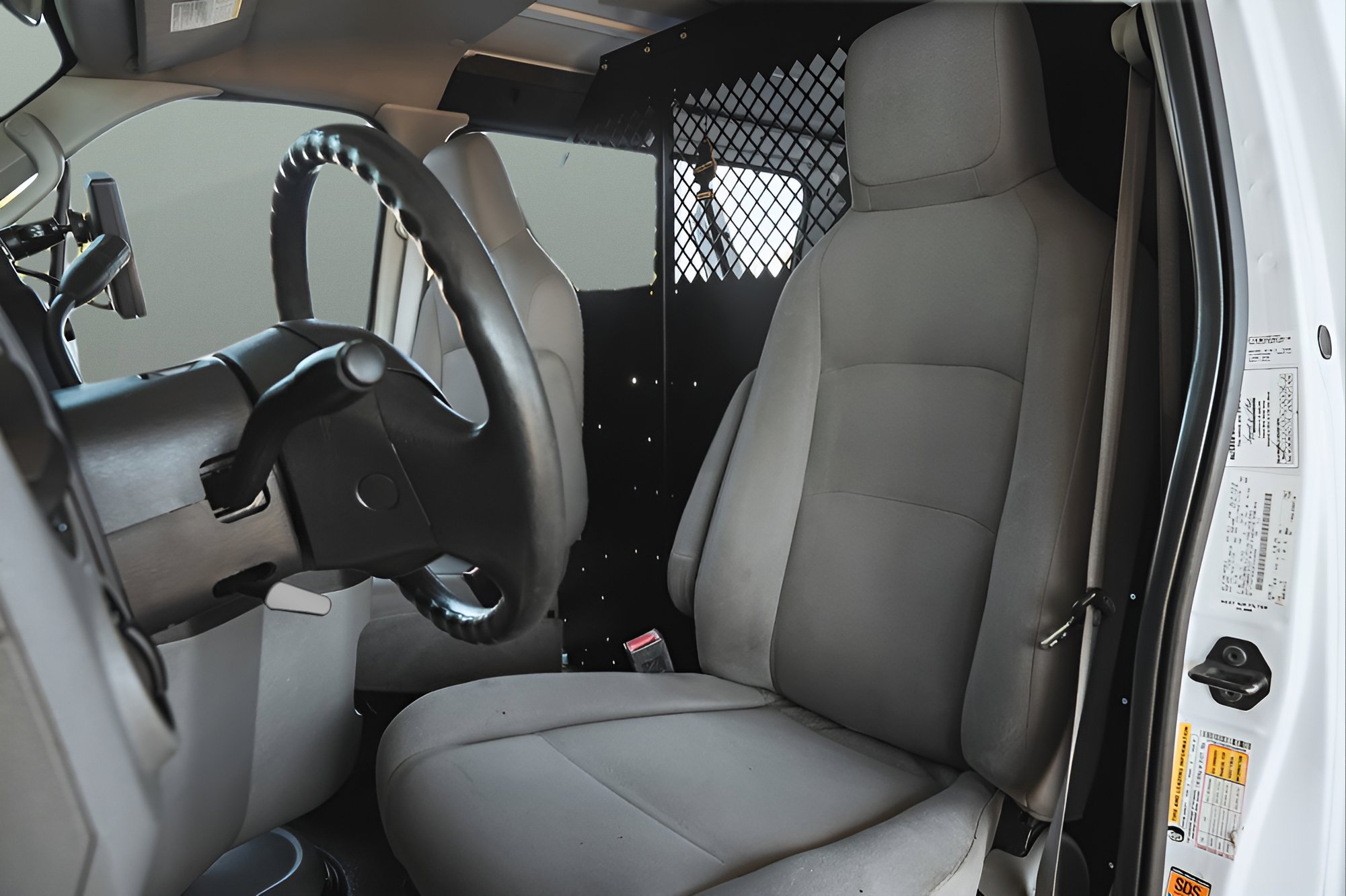 Used 2014 Ford E-150 and Econoline 150 w/ Power Group RWD image 12