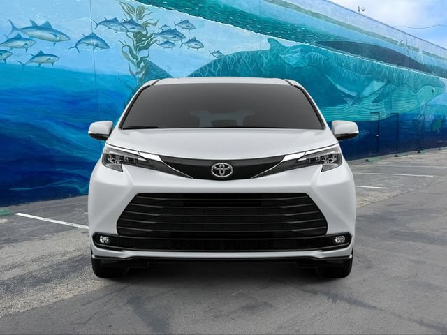 New 2026 Toyota Sienna XLE FWD video 2