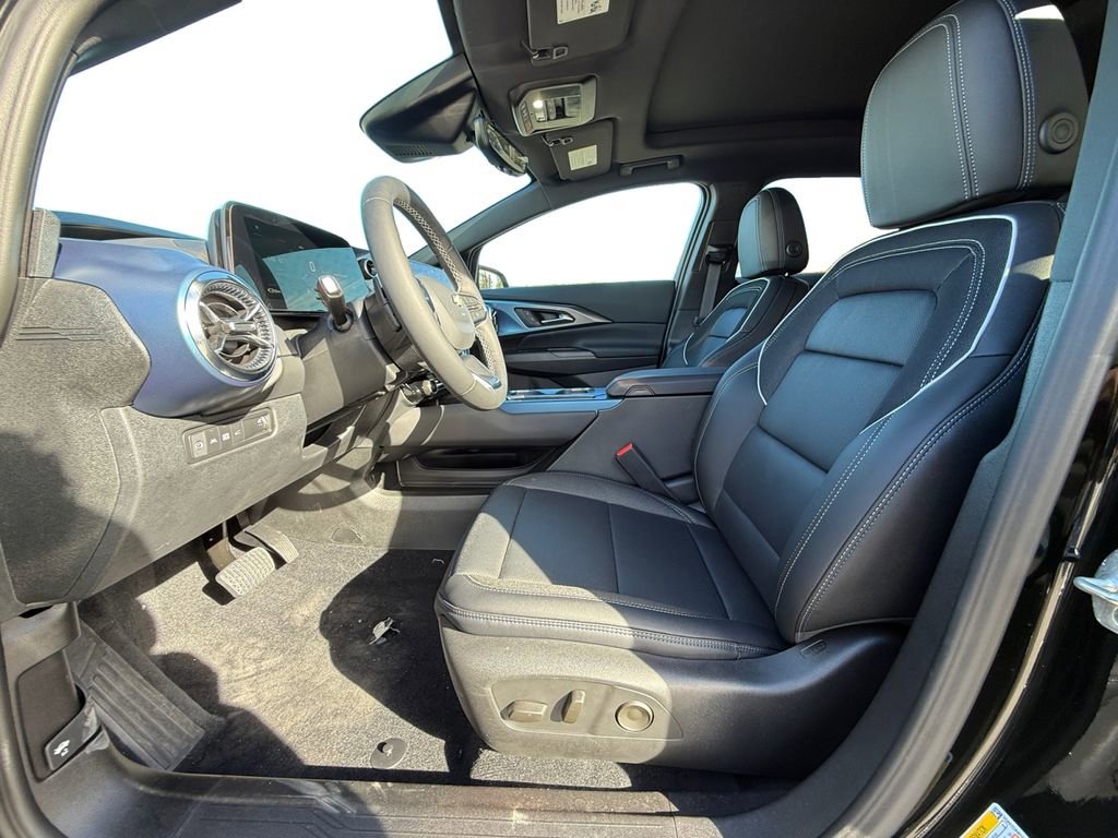 New 2026 Chevrolet Equinox EV LT image 9