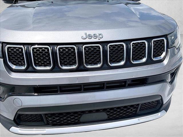 Used 2024 Jeep Compass Limited AWD/4WD image 30