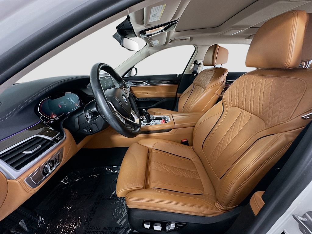 Used 2022 BMW 750i xDrive AWD/4WD image 5
