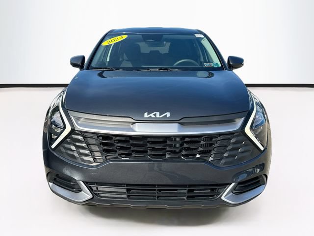 Used 2023 Kia Sportage LX AWD/4WD image 2