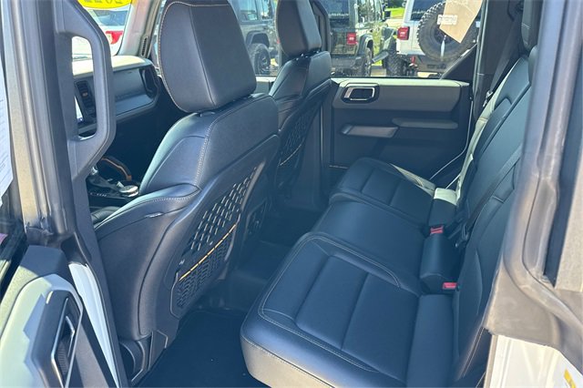 Used 2022 Ford Bronco Badlands image 10