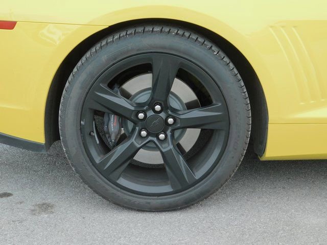 Used 2014 Chevrolet Camaro SS w/ RS Package image 26