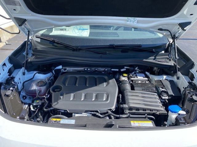 New 2025 Volkswagen Tiguan SE image 65