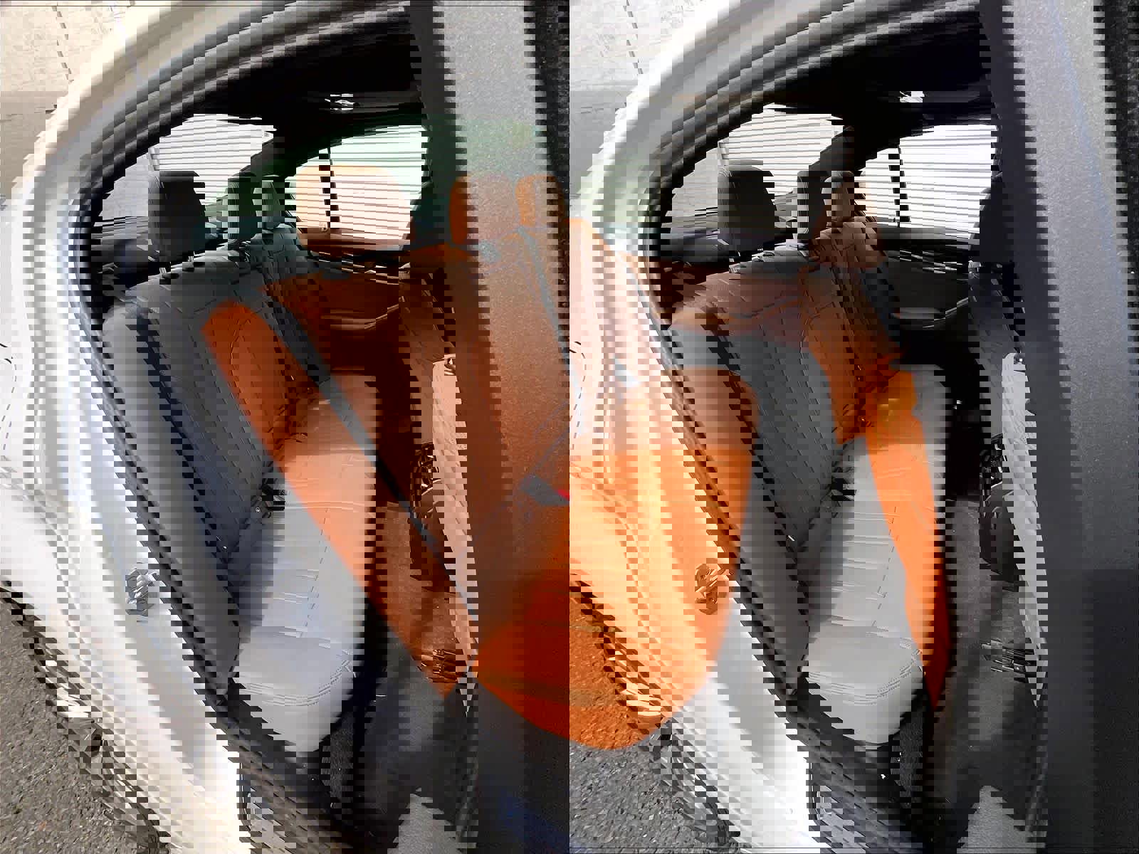 Used 2023 BMW 530i w/ Convenience Package image 28