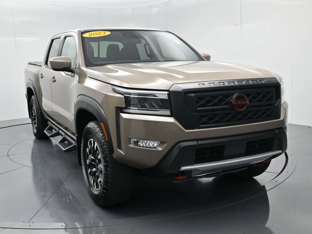 Used 2023 Nissan Frontier PRO-4X w/ Technology Package image 2