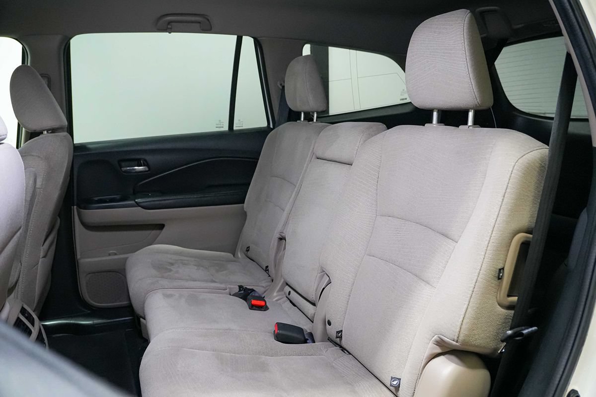 Used 2016 Honda Pilot EX image 17