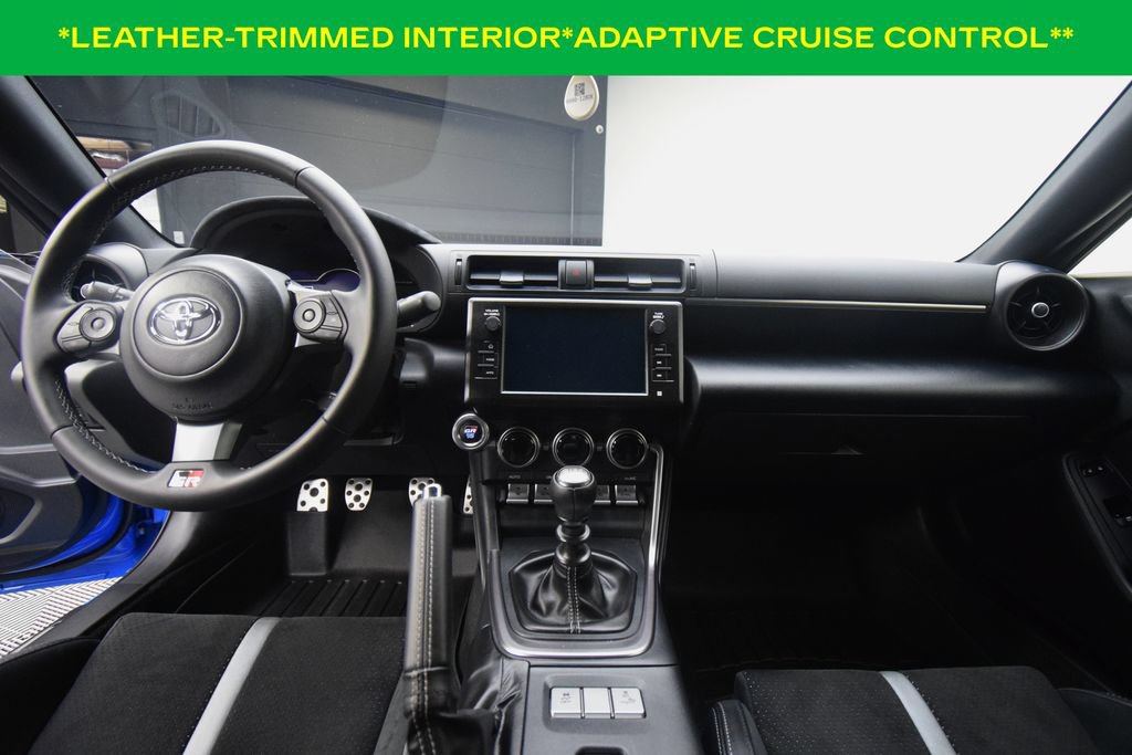 Used 2024 Toyota GR86 Premium RWD image 4