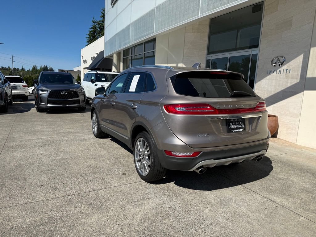 Used 2019 Lincoln MKC Reserve w/ MKC Climate Package FWD image 3