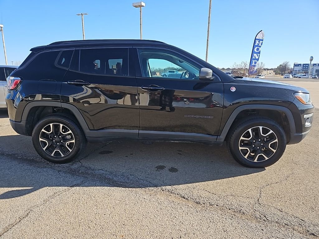 Used 2020 Jeep Compass Trailhawk image 5