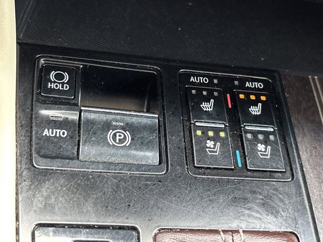 Used 2017 Lexus RX 450h AWD w/ Luxury Package image 41