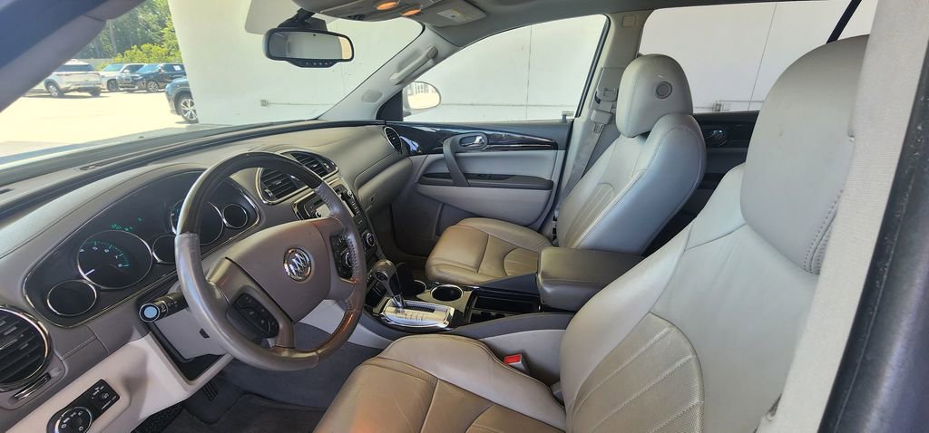 Used 2016 Buick Enclave Premium w/ Experience Buick Package FWD image 17