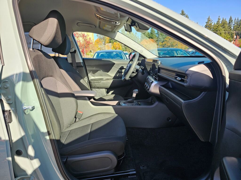 New 2026 Hyundai Kona SE image 10