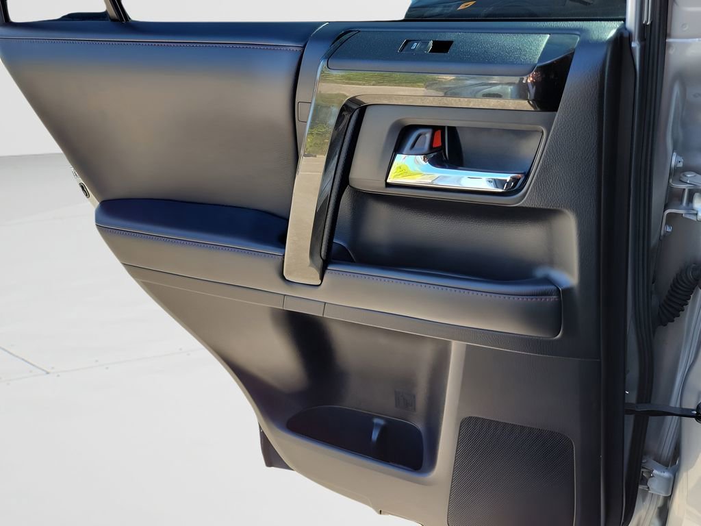 Used 2021 Toyota 4Runner Venture w/ Moonroof Package image 28