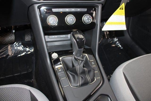 Used 2024 Volkswagen Taos S FWD image 28