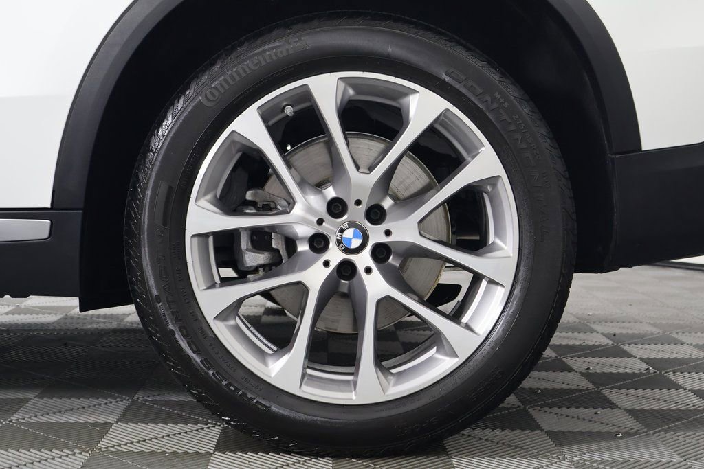 Used 2026 BMW X5 sDrive40i w/ Climate Comfort Package image 16