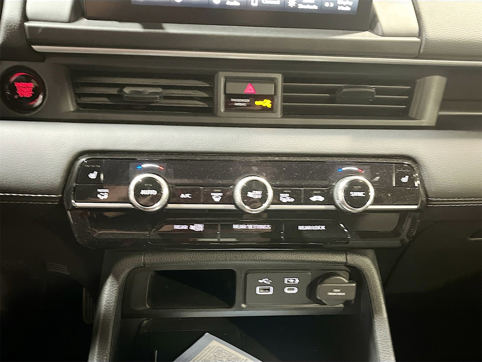 Used 2025 Honda Pilot EX-L image 15