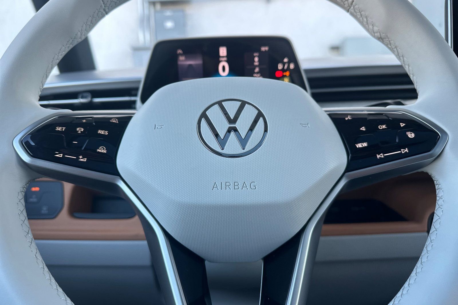 New 2025 Volkswagen ID. Buzz 1st Edition AWD/4WD image 23