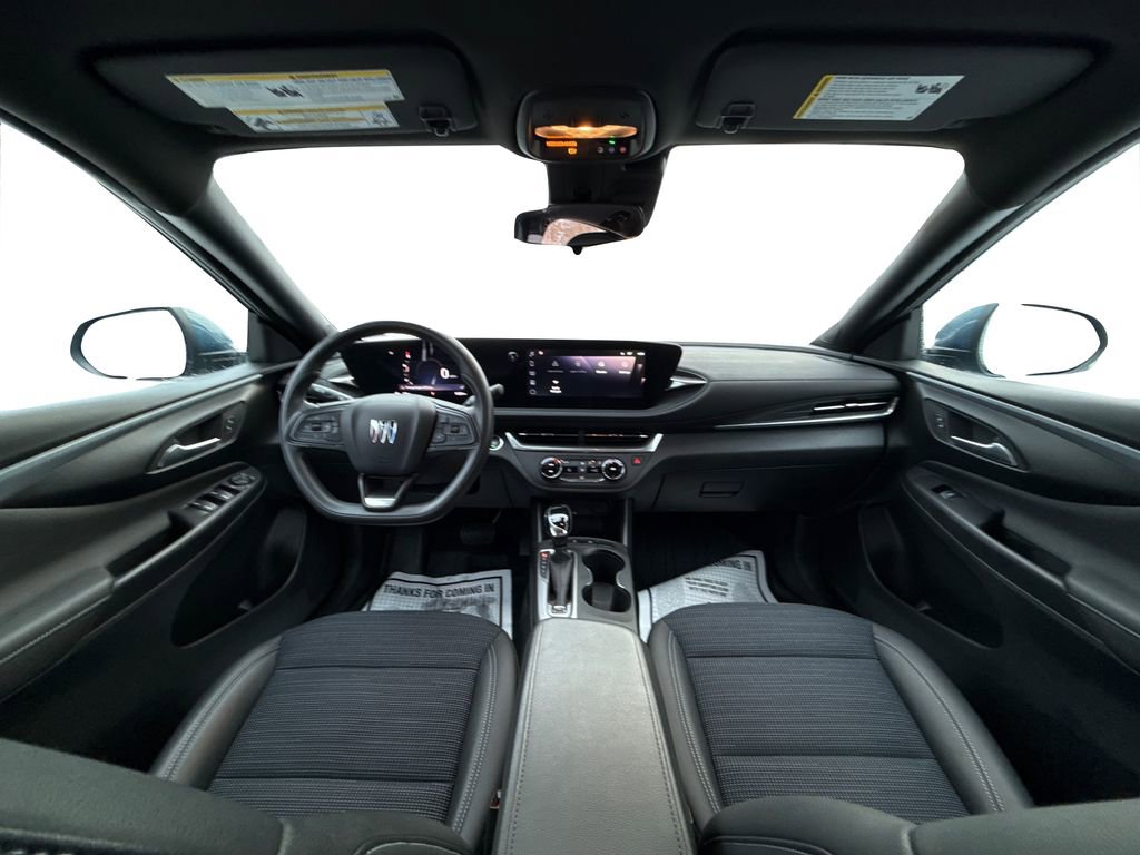 Used 2024 Buick Envista Preferred image 17