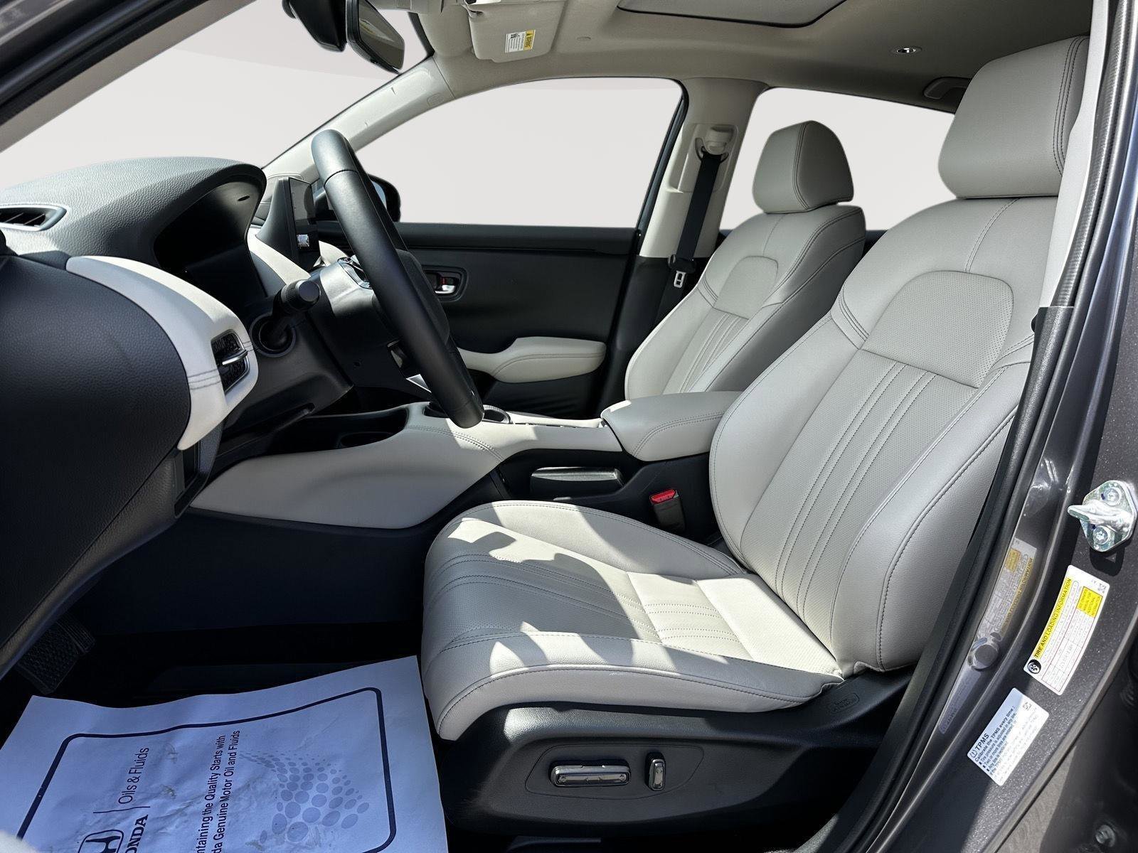 Used 2026 Honda HR-V EX-L image 7