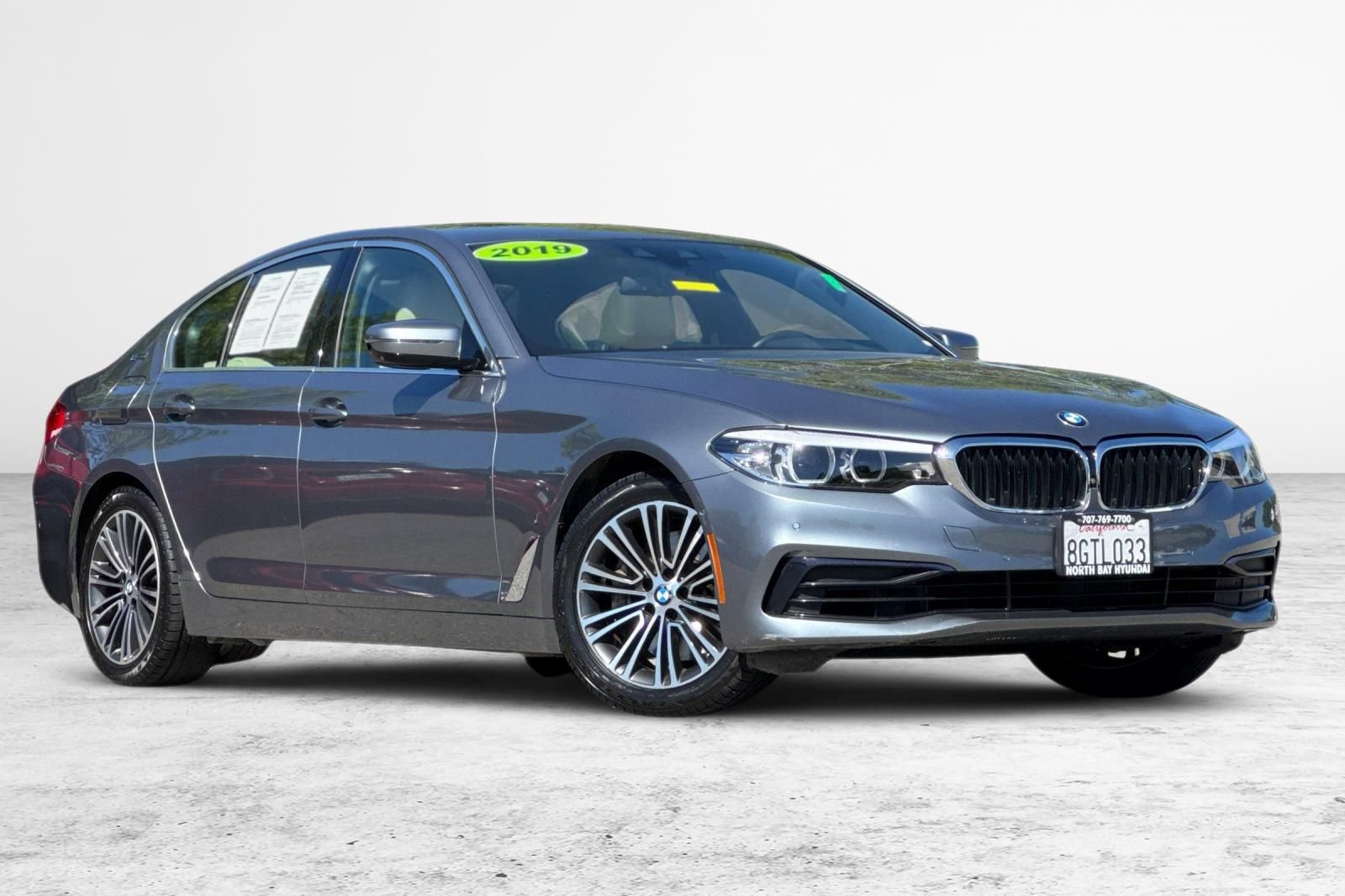 Used 2019 BMW 530e w/ Premium Package RWD video 2