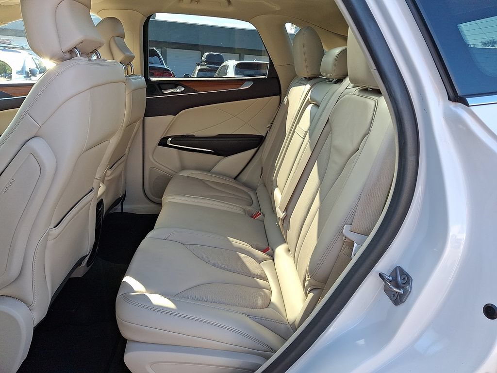 Used 2019 Lincoln MKC Select w/ Select Plus Package AWD/4WD image 10
