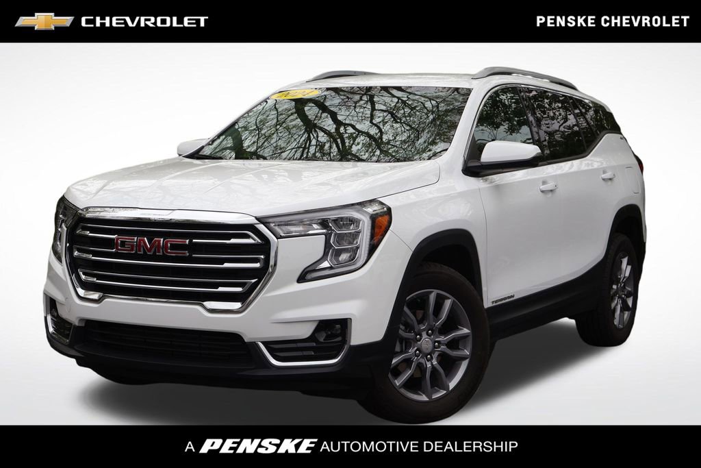 Used 2024 GMC Terrain SLT w/ LPO, Floor Liner Package