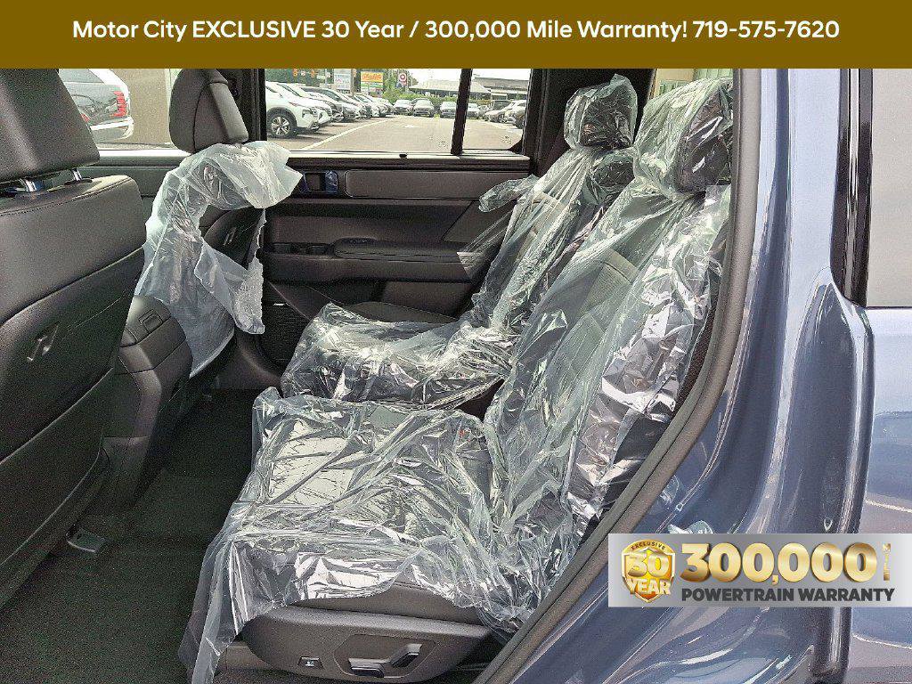 New 2026 Hyundai Santa Fe Calligraphy AWD/4WD image 2