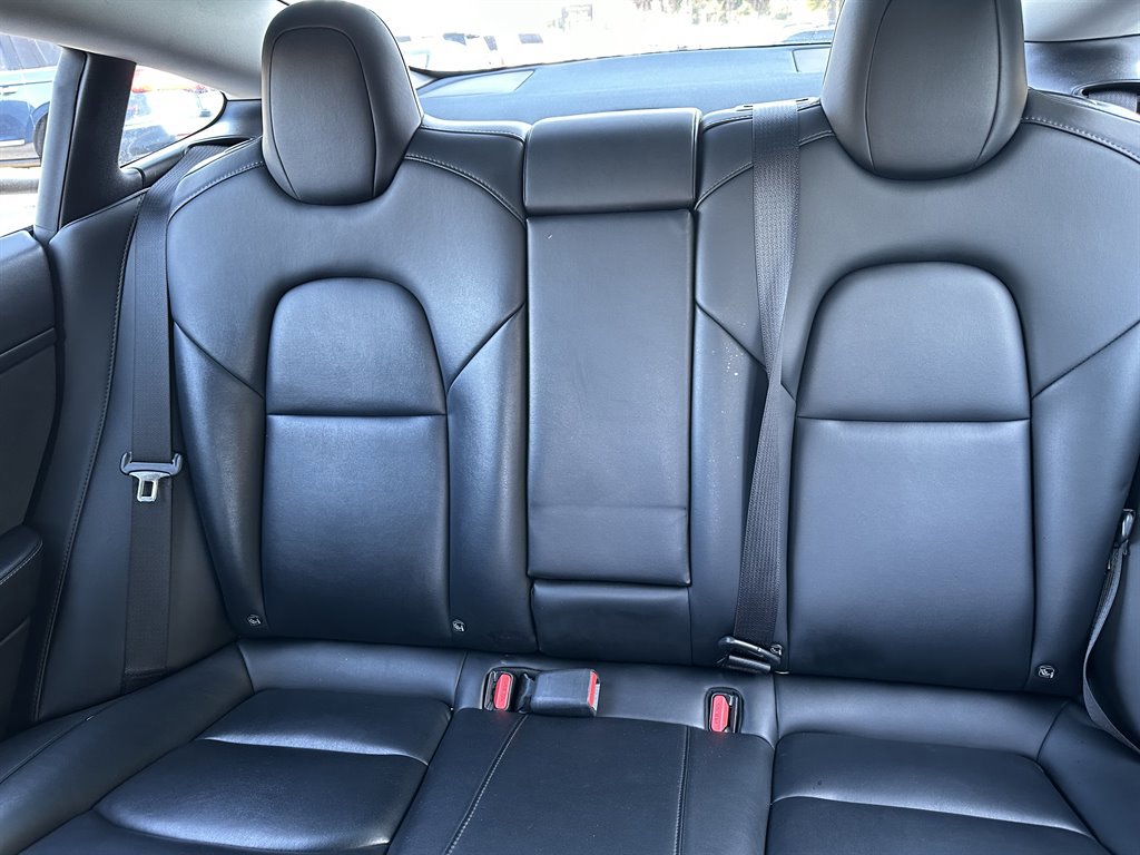Used 2022 Tesla Model 3 Standard Range Plus RWD image 26