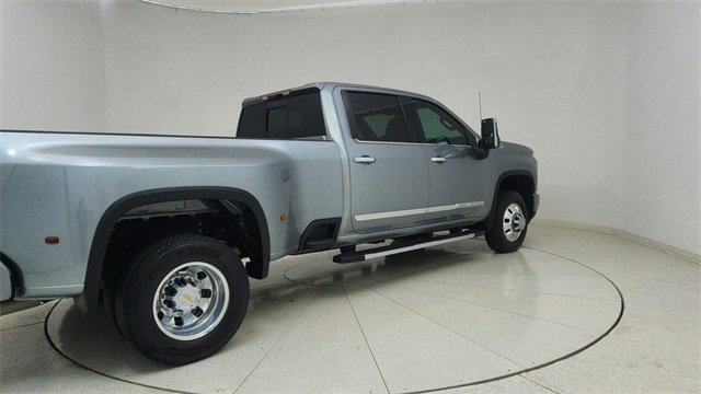 Used 2024 Chevrolet Silverado 3500 High Country image 70
